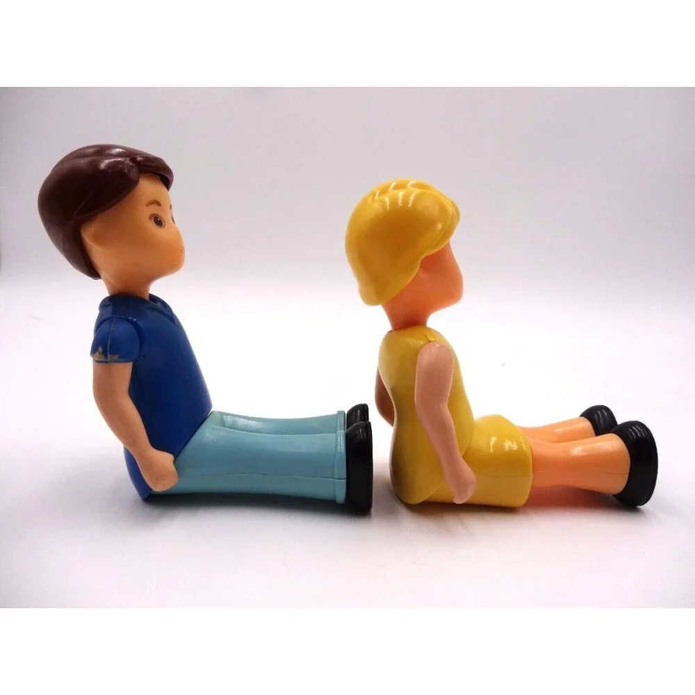 Little Tikes Dollhouse Girl Mother Yellow dress Blonde Hair and  Boy Brother Dad